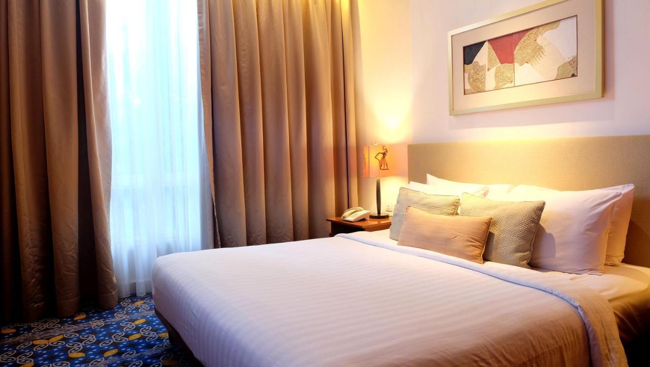 Jambuluwuk Malioboro Hotel Yogyakarta Eksteriør bilde Deluxe Room
