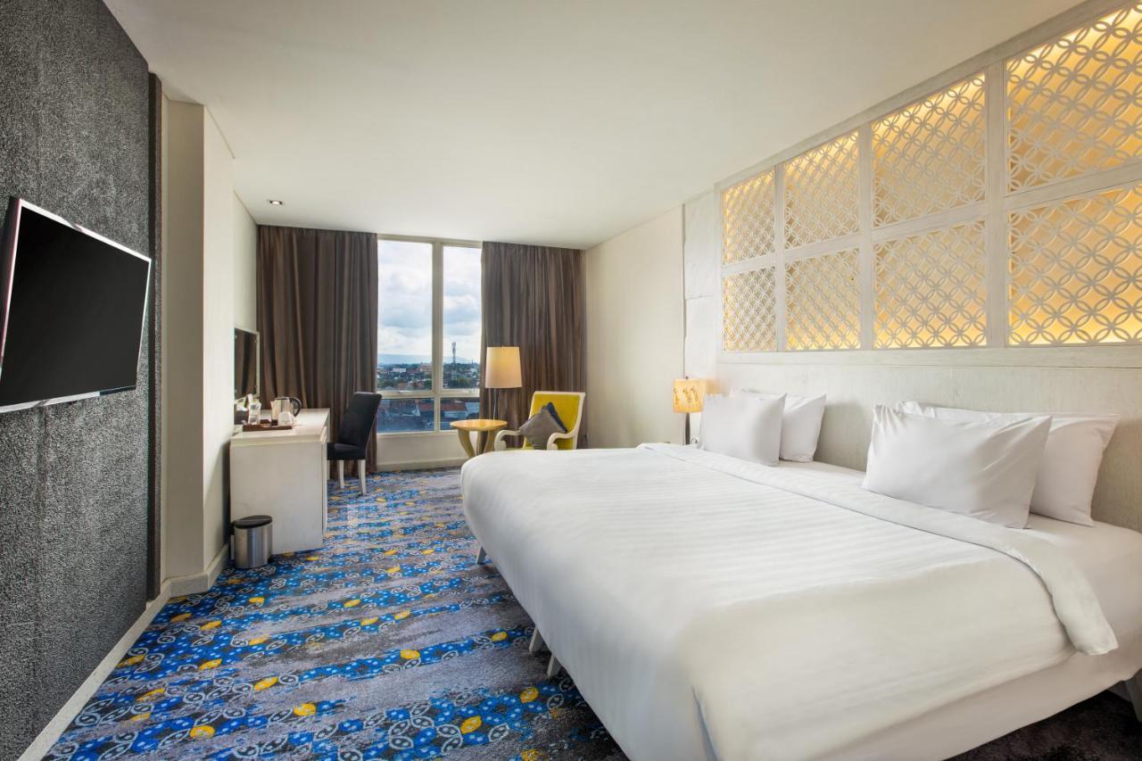 Jambuluwuk Malioboro Hotel Yogyakarta Eksteriør bilde Deluxe Room