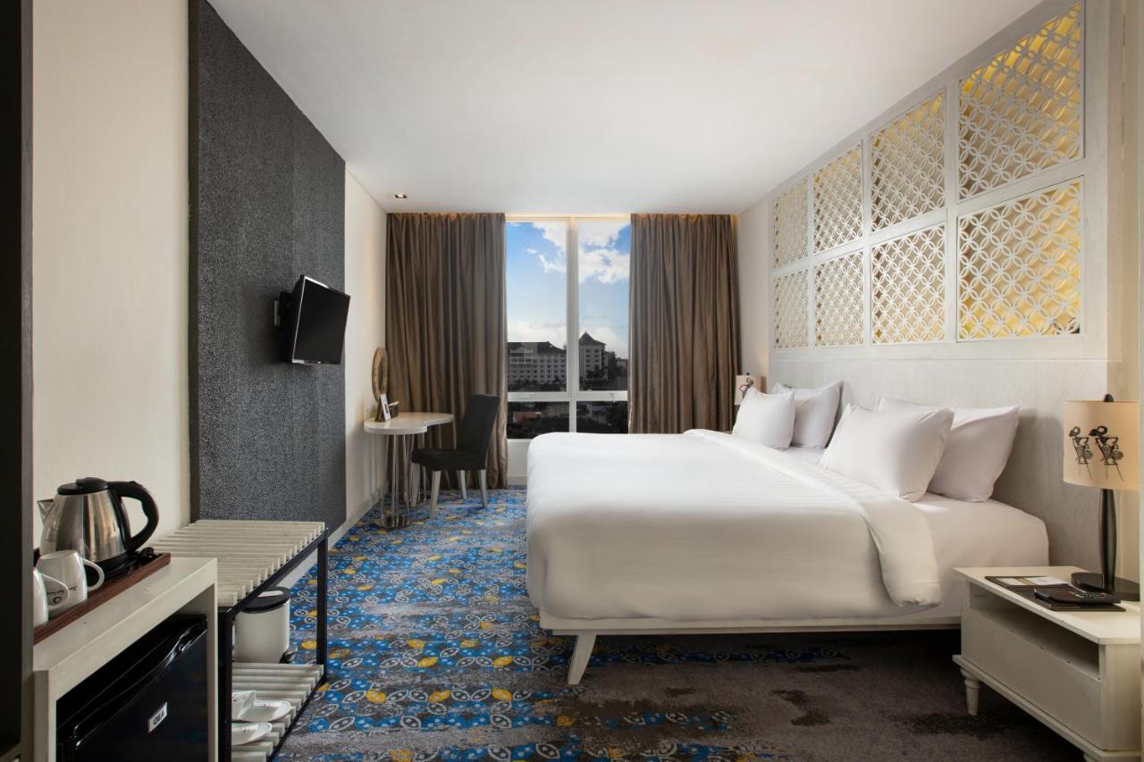 Jambuluwuk Malioboro Hotel Yogyakarta Eksteriør bilde Deluxe Room