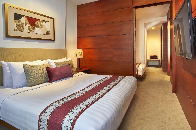 Jambuluwuk Malioboro Hotel Yogyakarta Eksteriør bilde Deluxe Room
